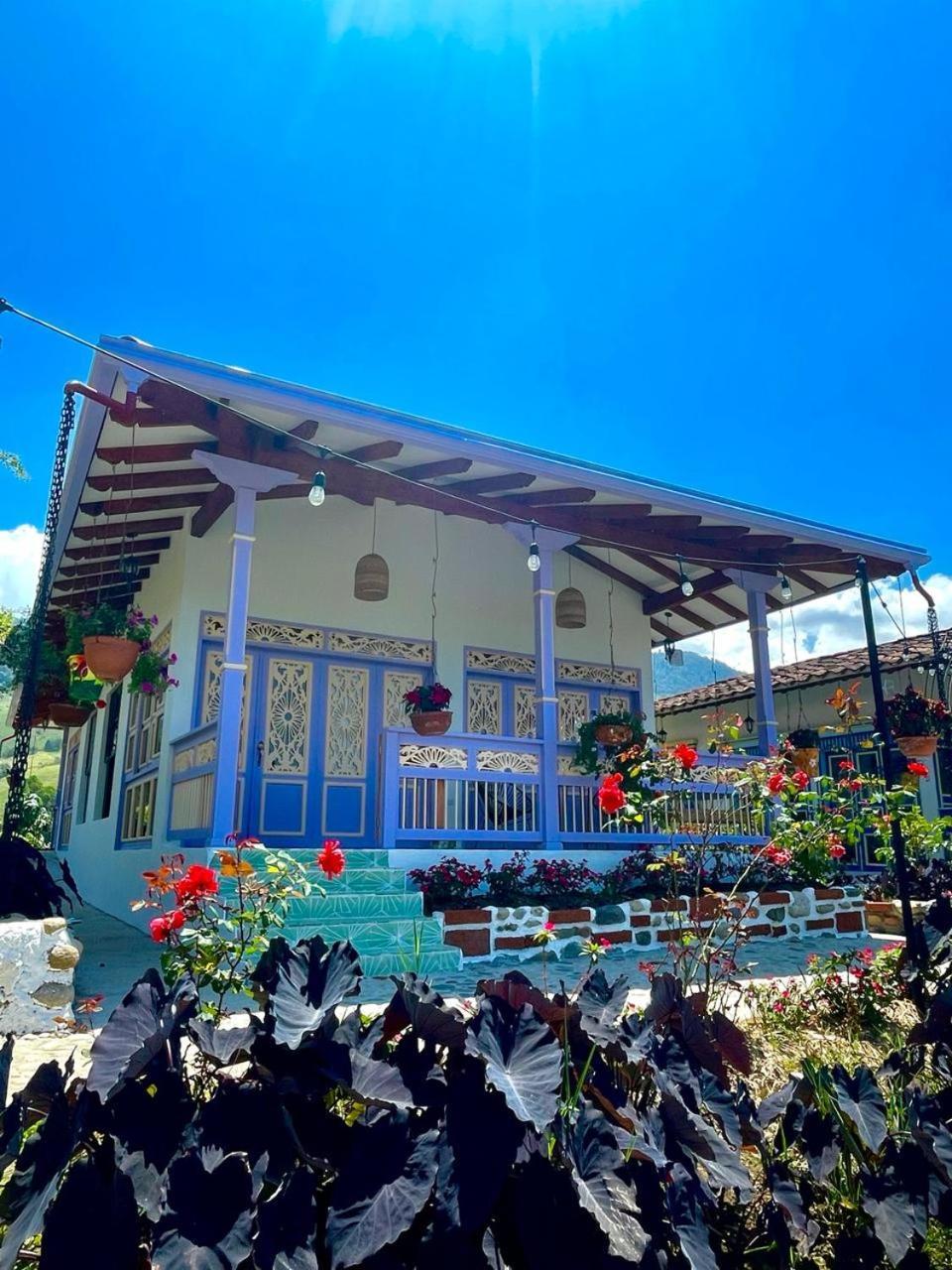 Hotel y Restaurante Lago La Valdivia Jardín Exterior foto